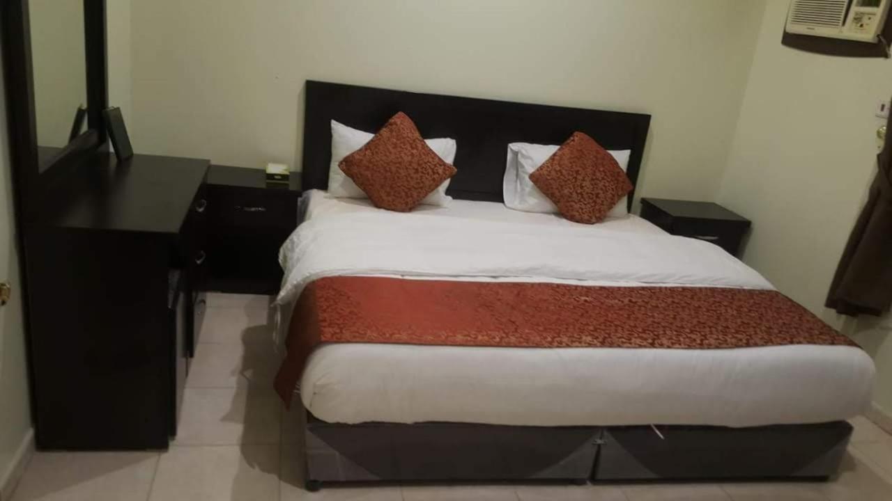 Al Eairy Apartments- Jazan 1 Zewnętrze zdjęcie