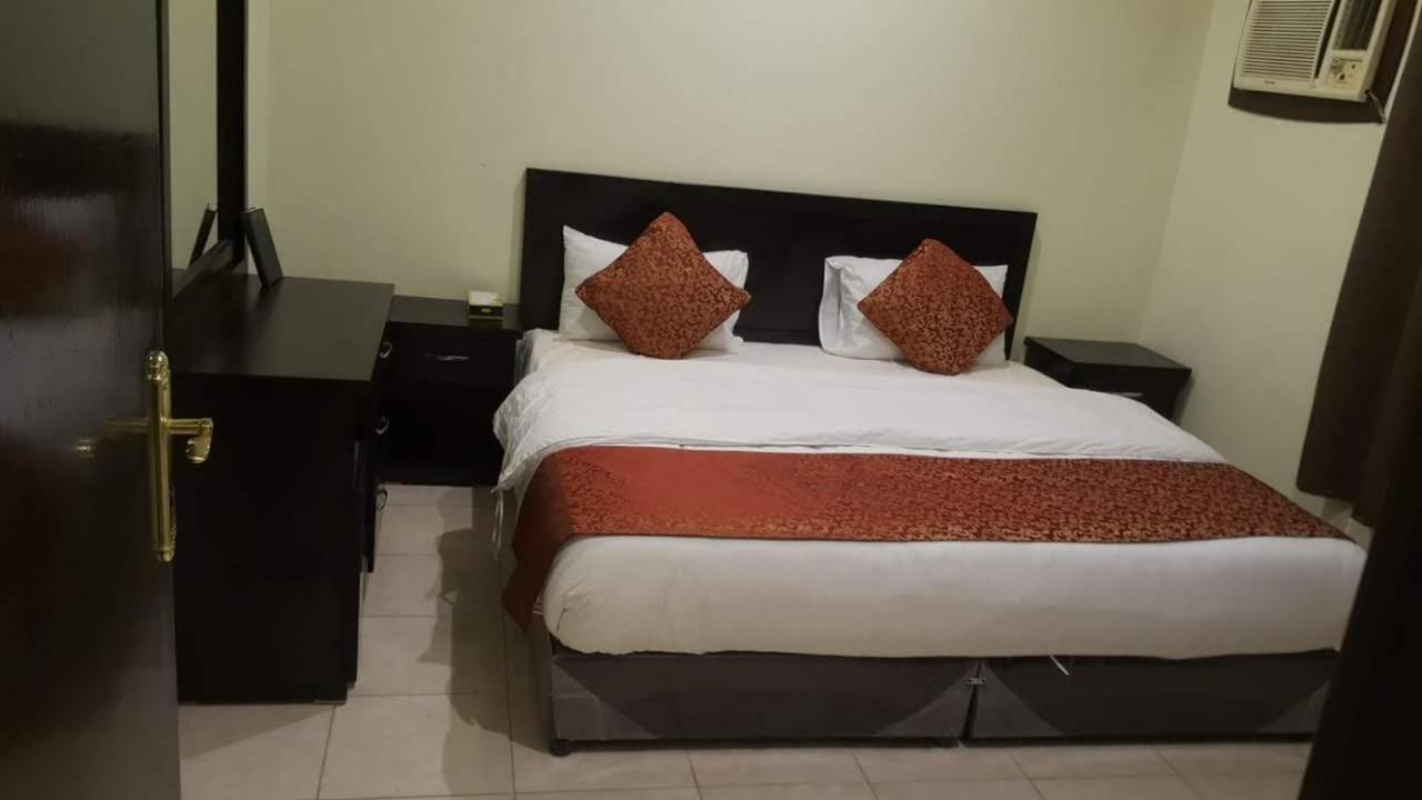 Al Eairy Apartments- Jazan 1 Zewnętrze zdjęcie